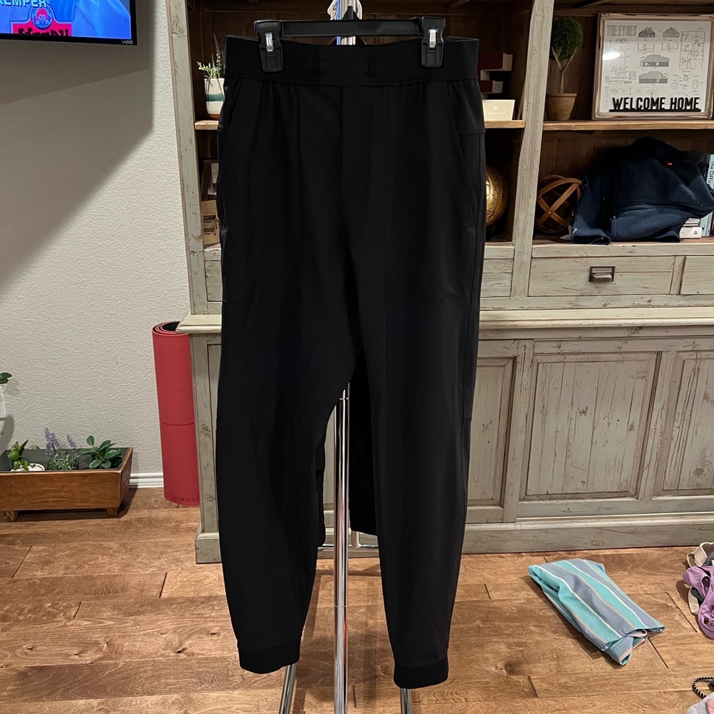 Lululemon ABC jogger 31” inseam size small